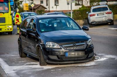 Welzheim-Breitenfuerst: Vorfahrtsunfall fordert eine Verletzte und sorgt fuer Verkehrschaos